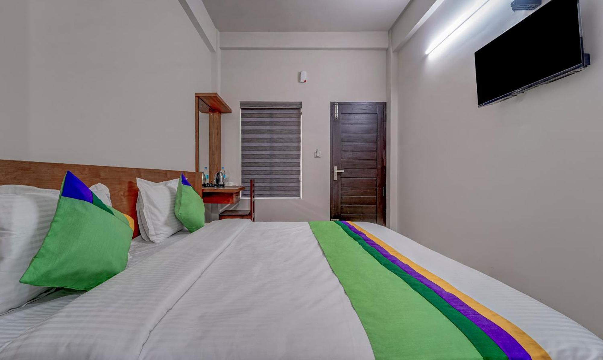 Treebo Regalia Inn Civil Station Калпата Екстериор снимка